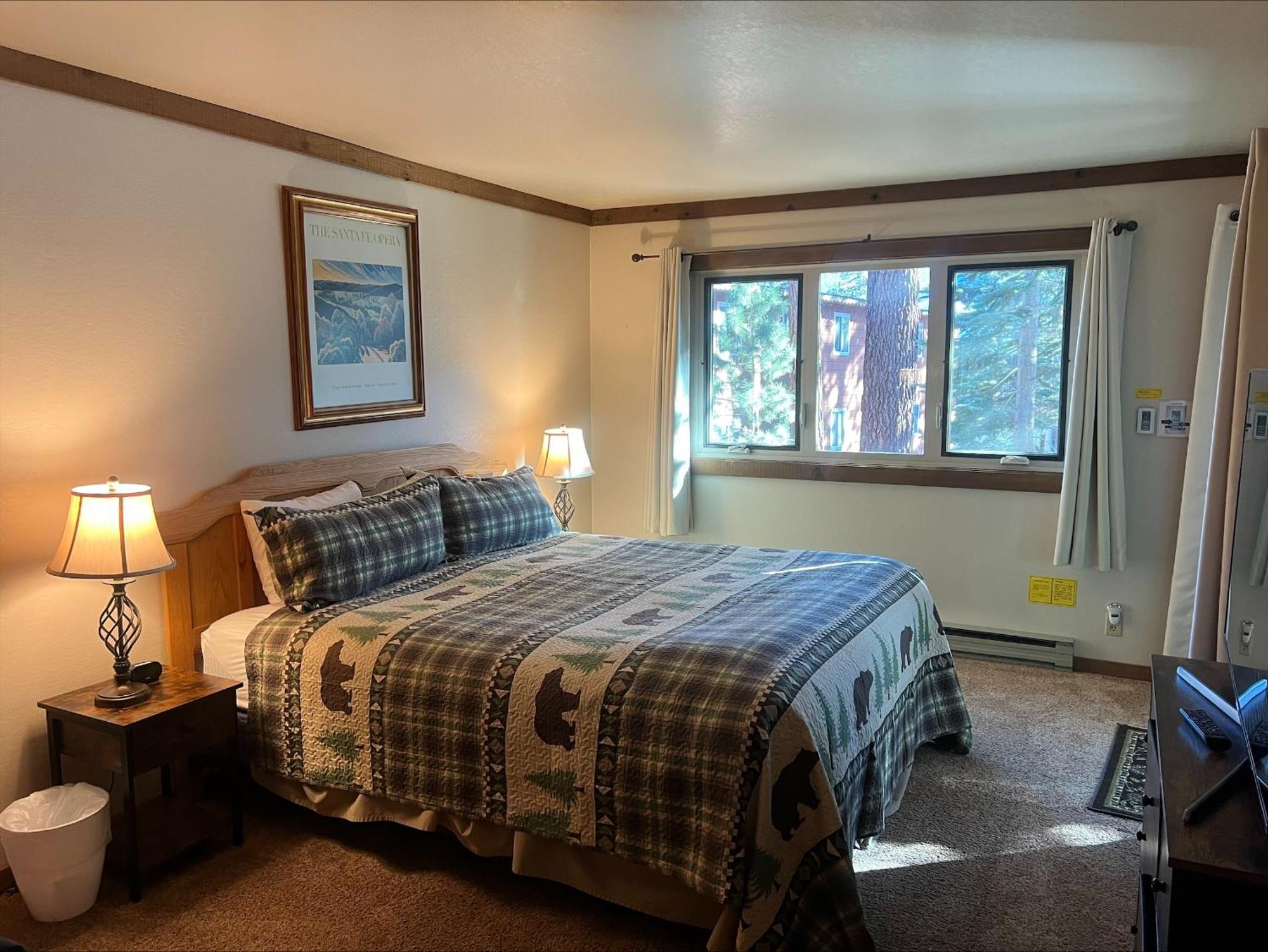 Mountainback 47 Mammoth Lakes